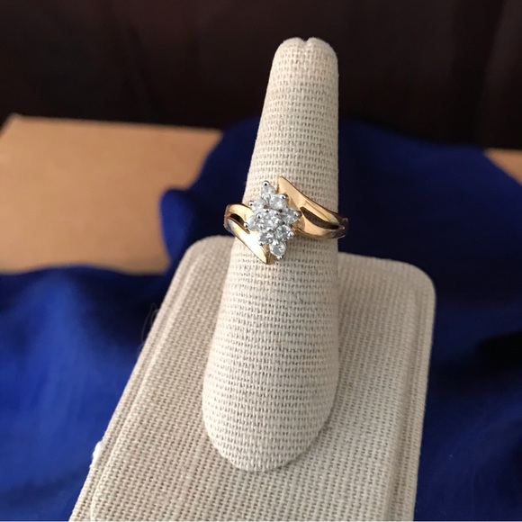 This is gold P ring with a CT’s sise 6 new - Picture 1 of 2